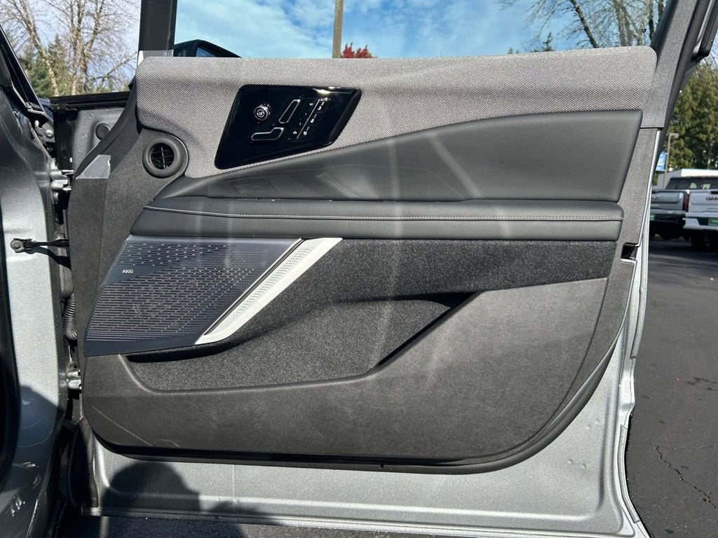 2025 Cadillac OPTIQ Sport 2