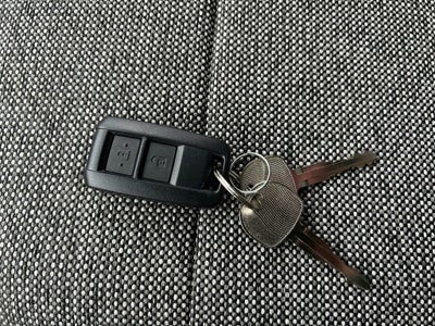 2025 Chevrolet Low Cab Forward 4500 MEDIUM ASH GRAY