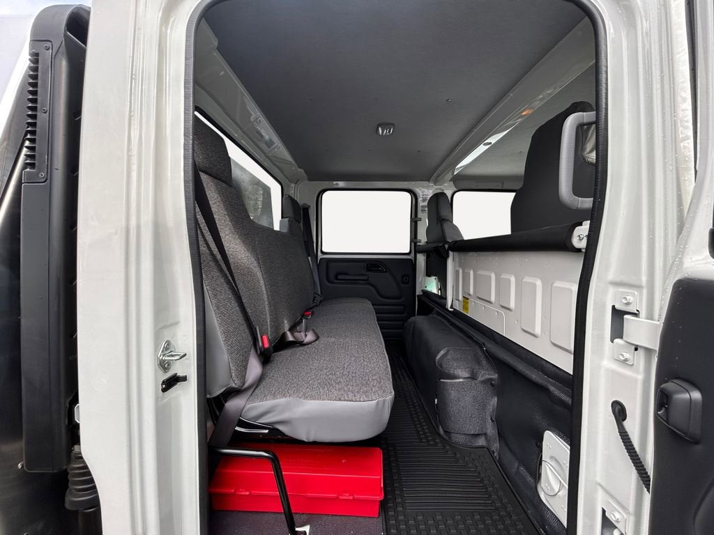 2025 Chevrolet Low Cab Forward 4500 MEDIUM ASH GRAY