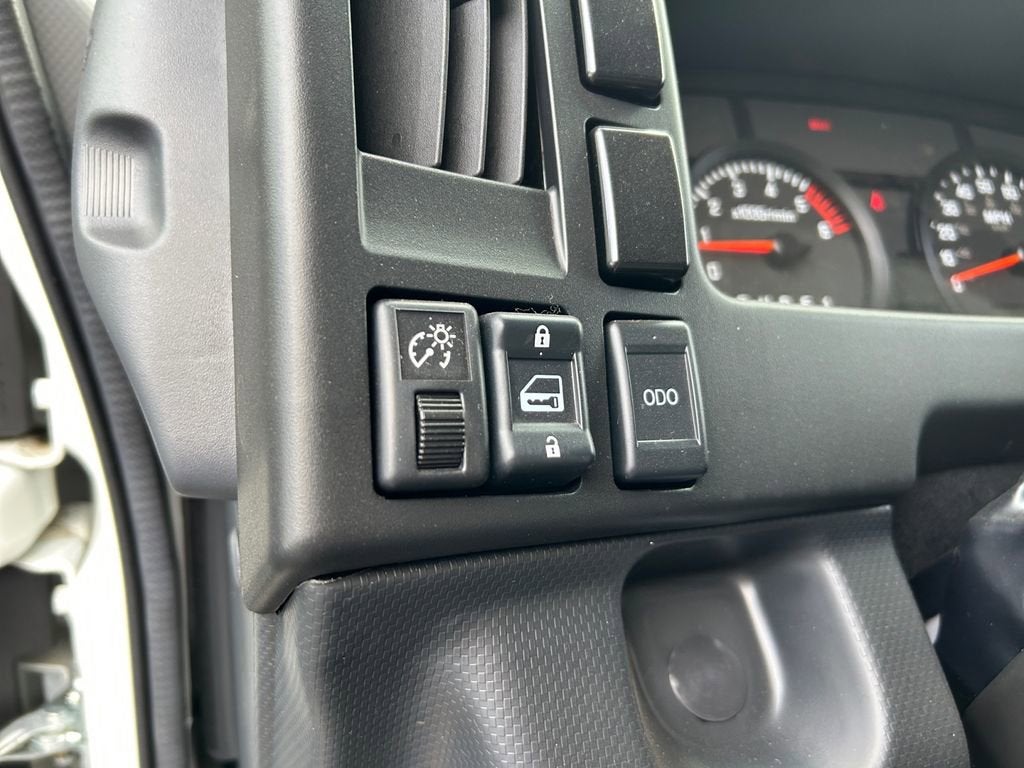 2025 Chevrolet Low Cab Forward 4500 MEDIUM ASH GRAY