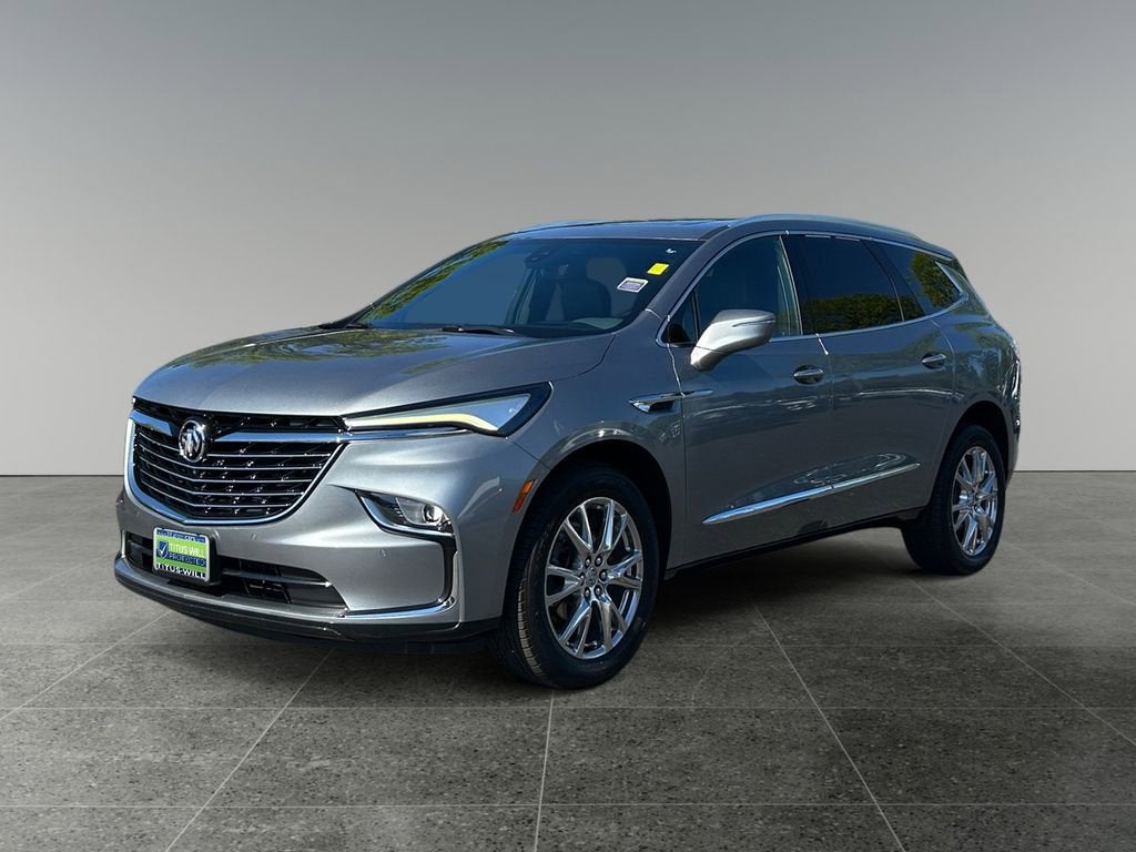 2023 Buick Enclave Premium