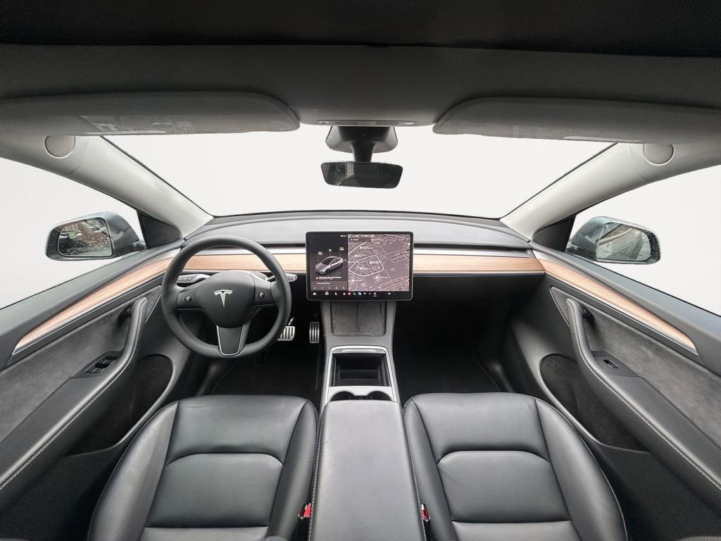 2025 Tesla Model Y Performance