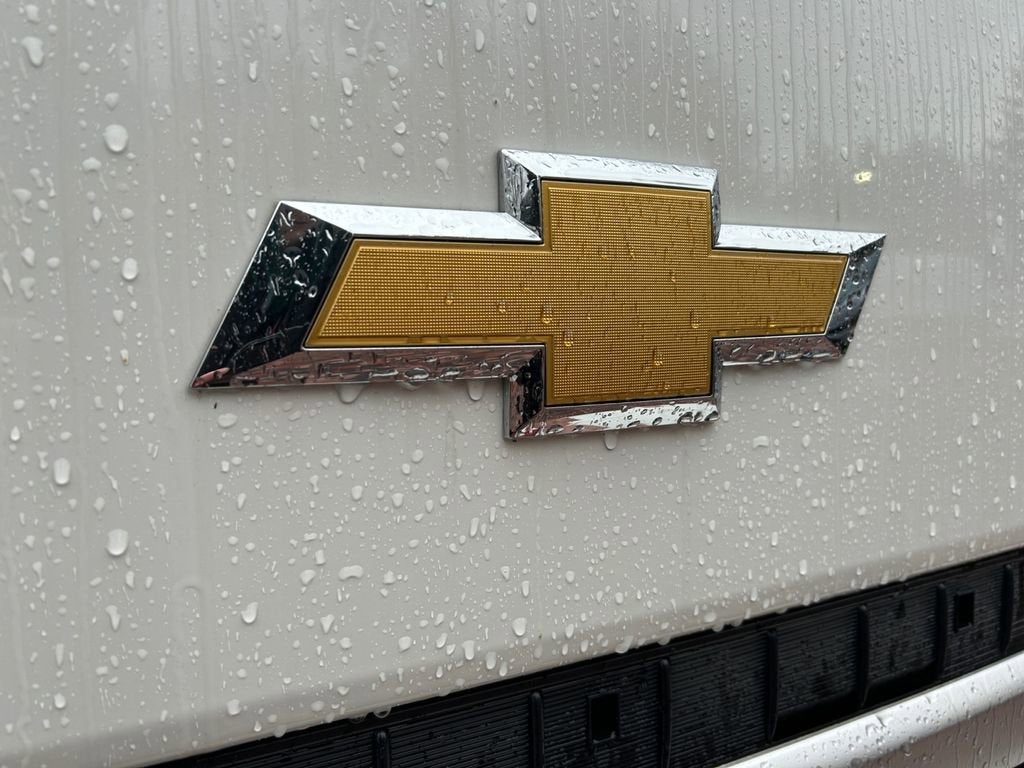 2024 Chevrolet Low Cab Forward 4500 XD Base