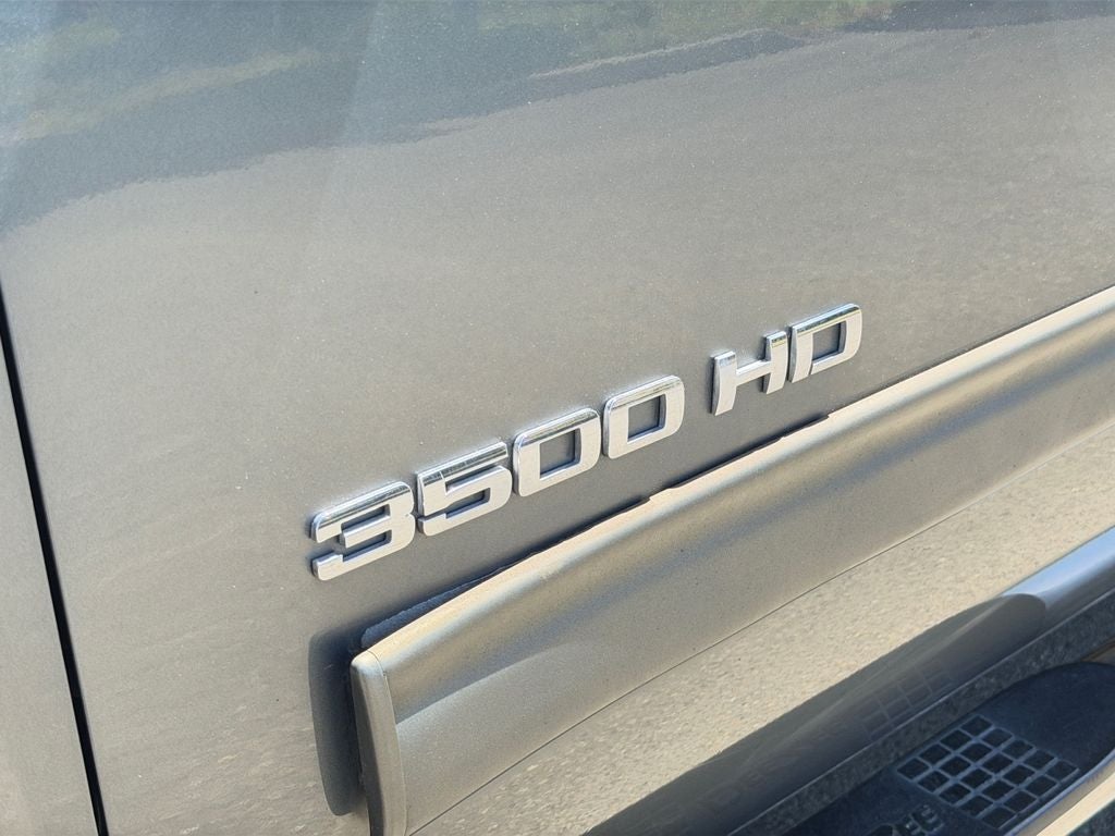 2011 Chevrolet Silverado 3500HD LT
