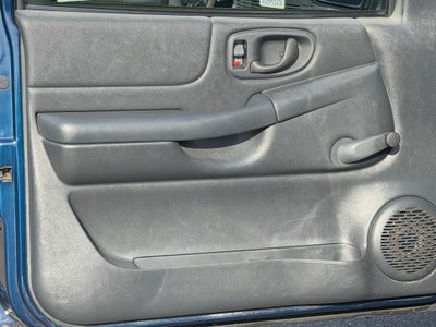 2003 GMC Sonoma SL