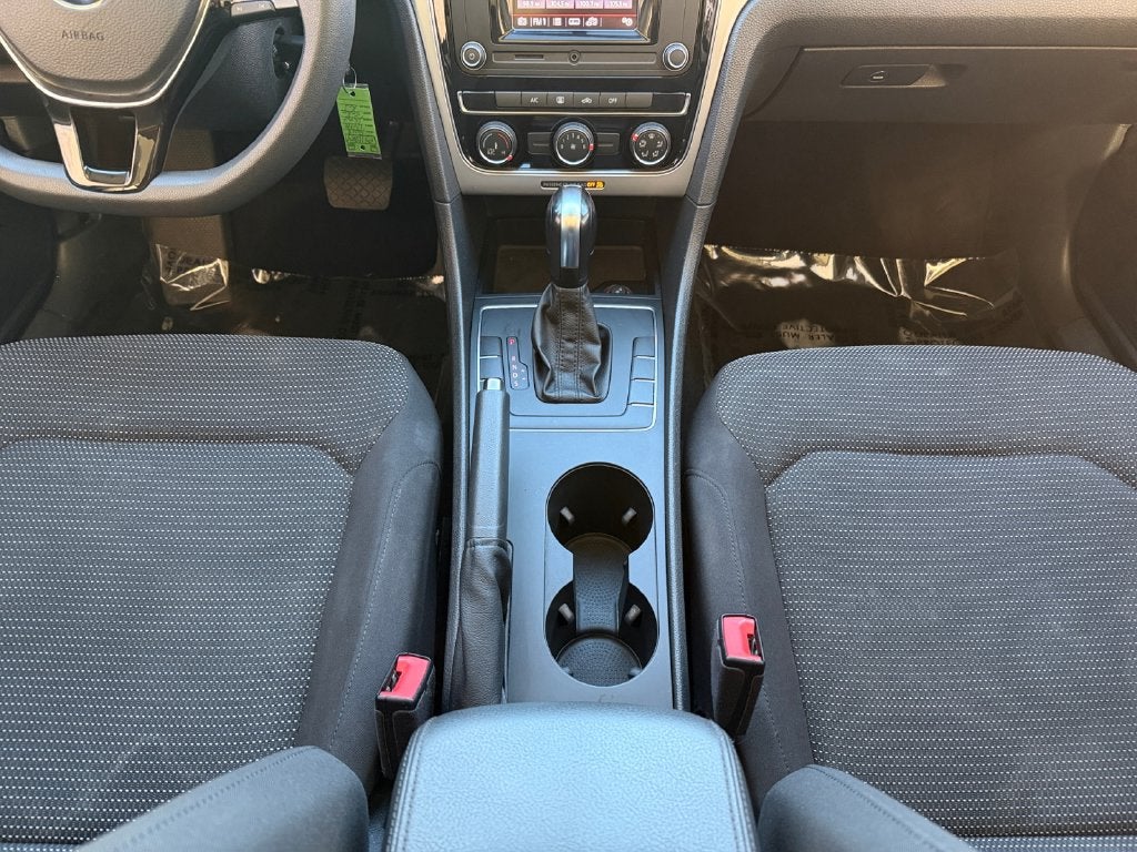 2018 Volkswagen Passat 2.0T S