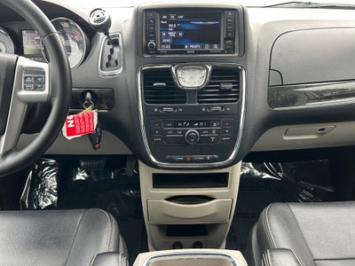 2015 Chrysler Town & Country Touring