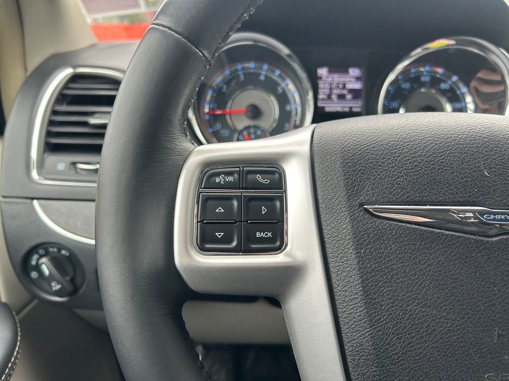 2015 Chrysler Town & Country Touring