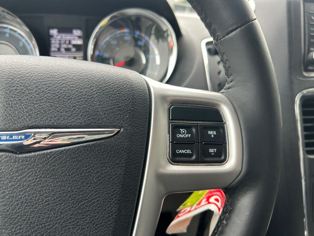 2015 Chrysler Town & Country Touring