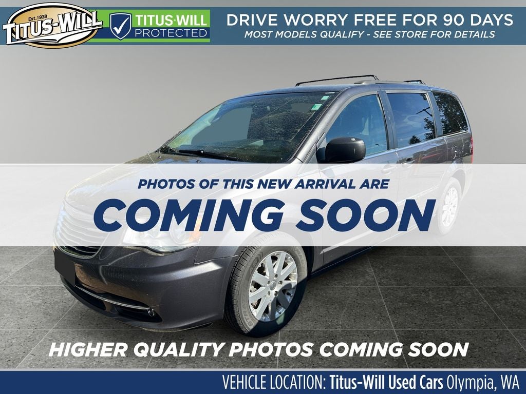 2016 Chrysler Town & Country Touring