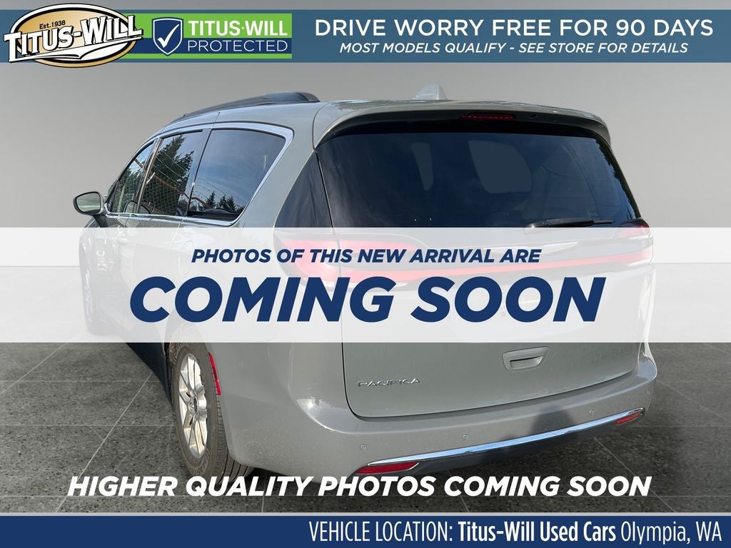 2022 Chrysler Pacifica Touring L