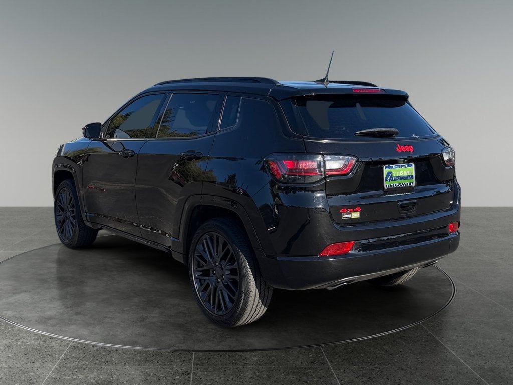 2023 Jeep Compass Limited RED PACKAGE