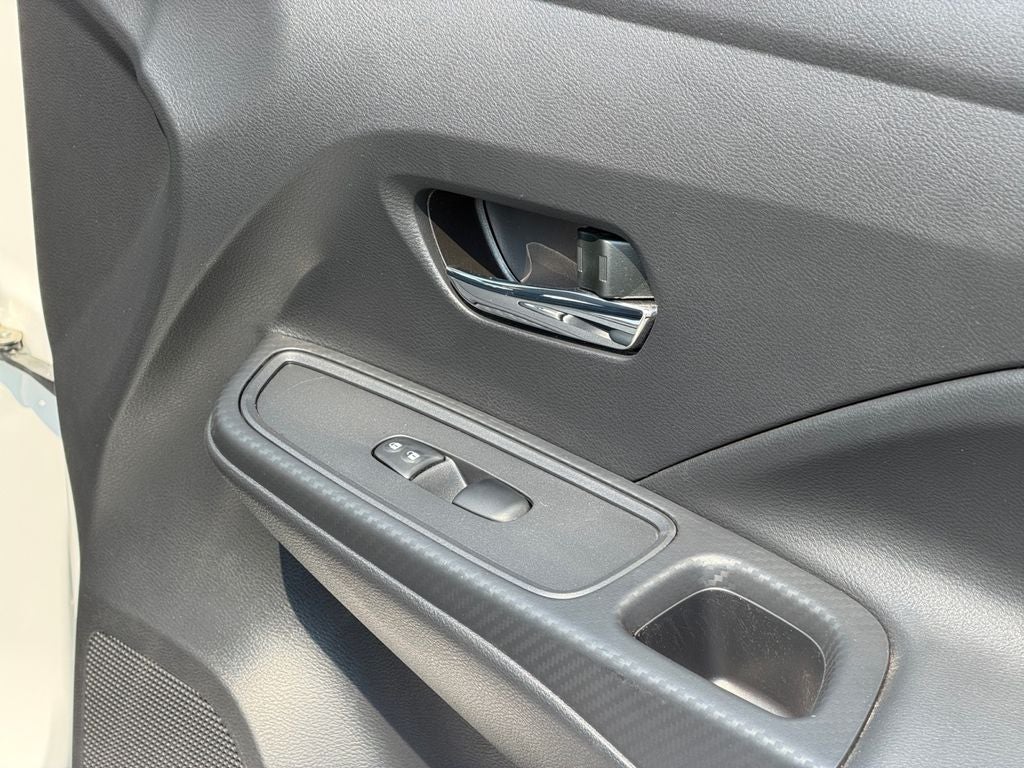 2024 Nissan Versa 1.6 SV