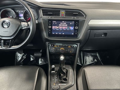 2018 Volkswagen Tiguan 2.0T SEL 4Motion