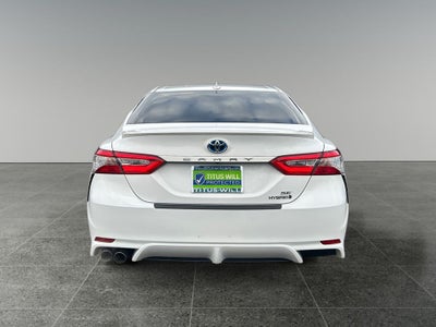 2019 Toyota Camry Hybrid SE