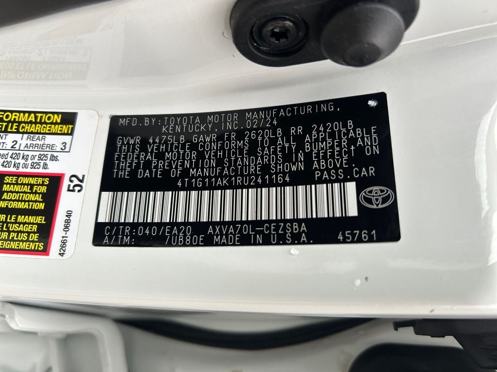 2024 Toyota Camry SE