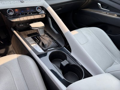 2021 Hyundai Elantra Limited