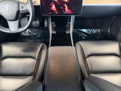 2019 Tesla Model 3 Base