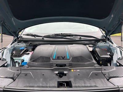 2024 Hyundai IONIQ 5 SE
