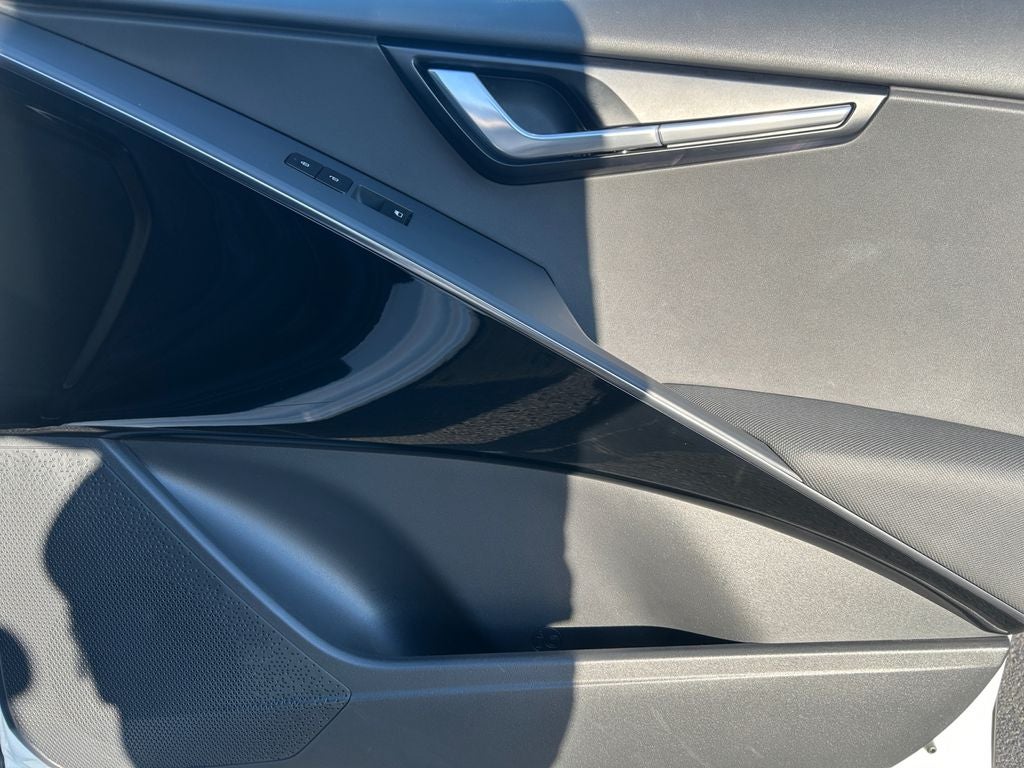 2023 Kia Niro Plug-In Hybrid EX