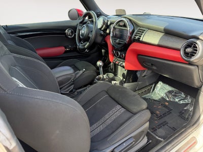 2016 MINI John Cooper Works Base