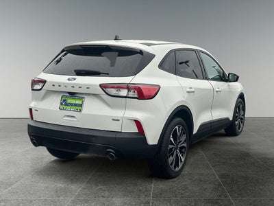2022 Ford Escape SE Hybrid