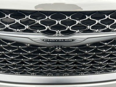 2025 Chrysler Pacifica Hybrid Select Premium S Appearance