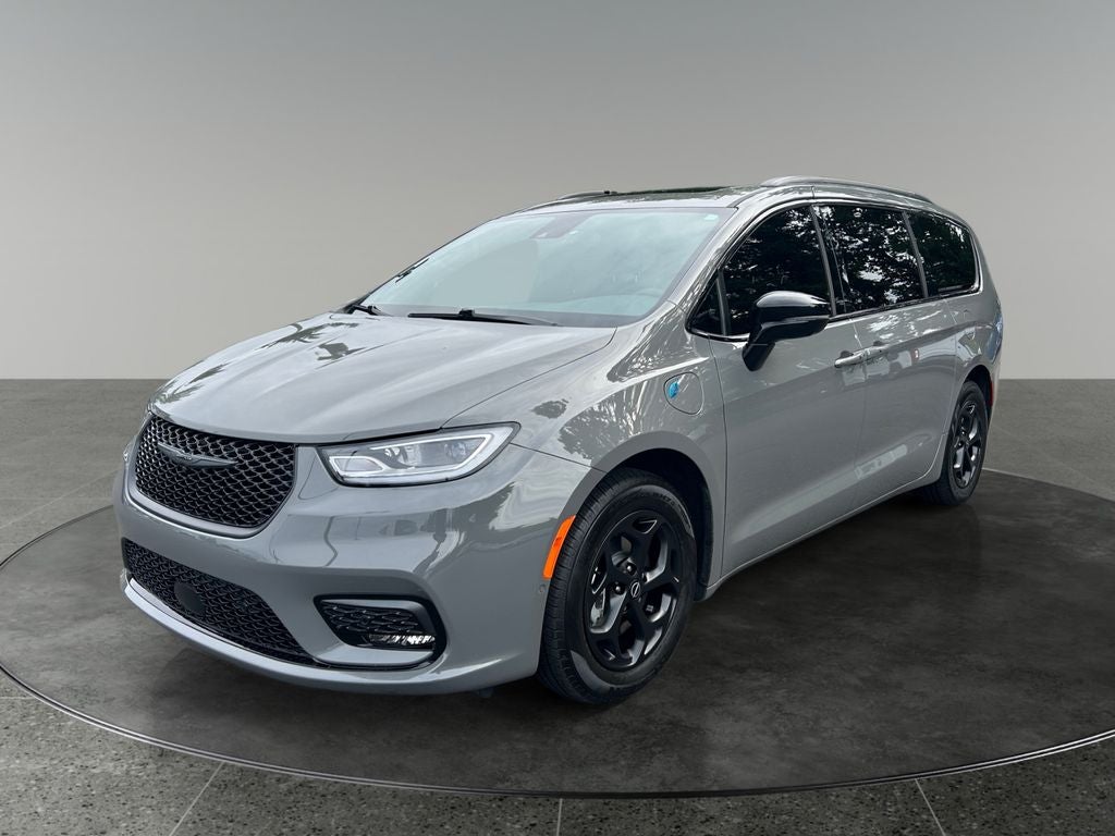 2025 Chrysler Pacifica Hybrid Select Premium S Appearance