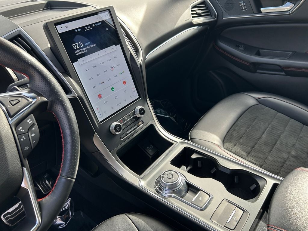 2022 Ford Edge ST Line