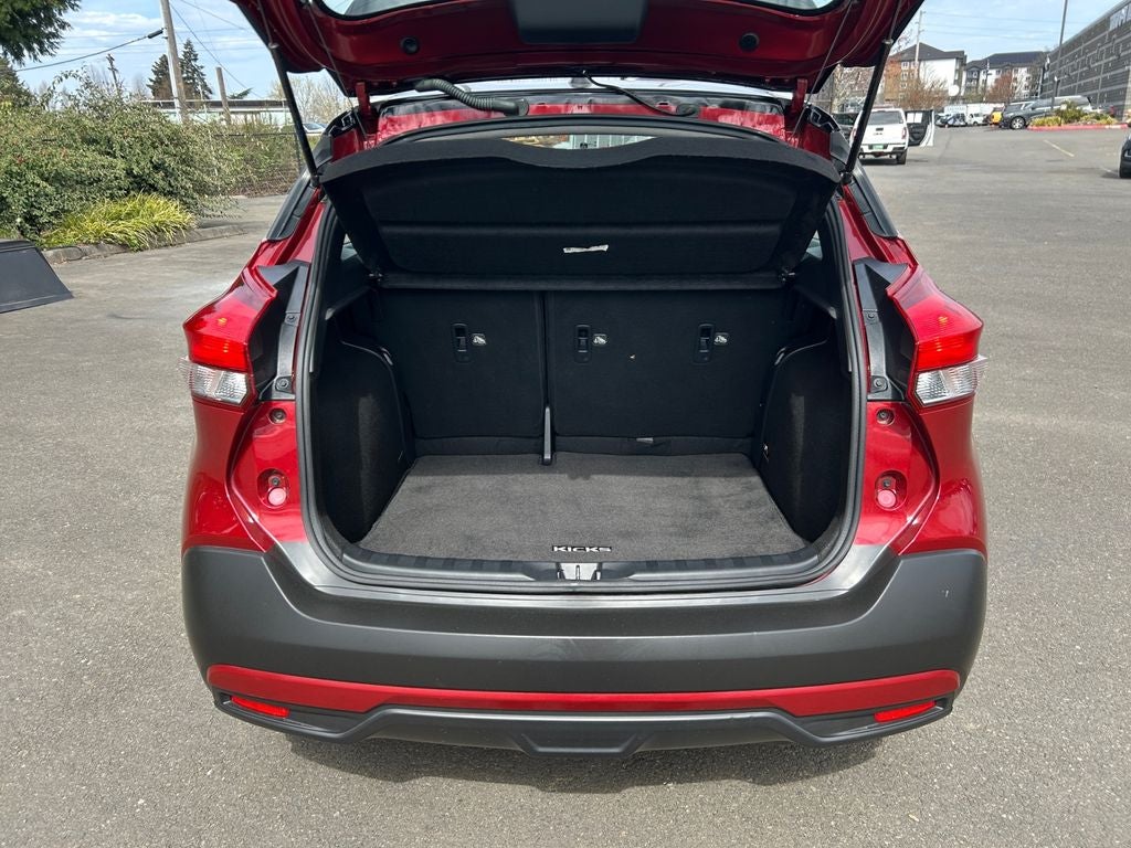2019 Nissan Kicks SR