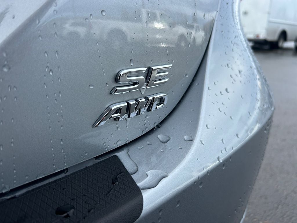 2024 Toyota Camry SE ALL-WHEEL DRIVE