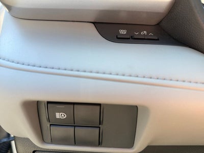 2021 Toyota Highlander L