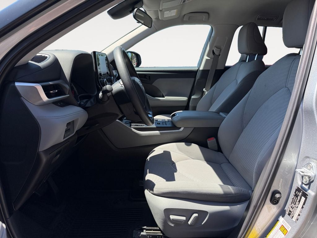 2021 Toyota Highlander L