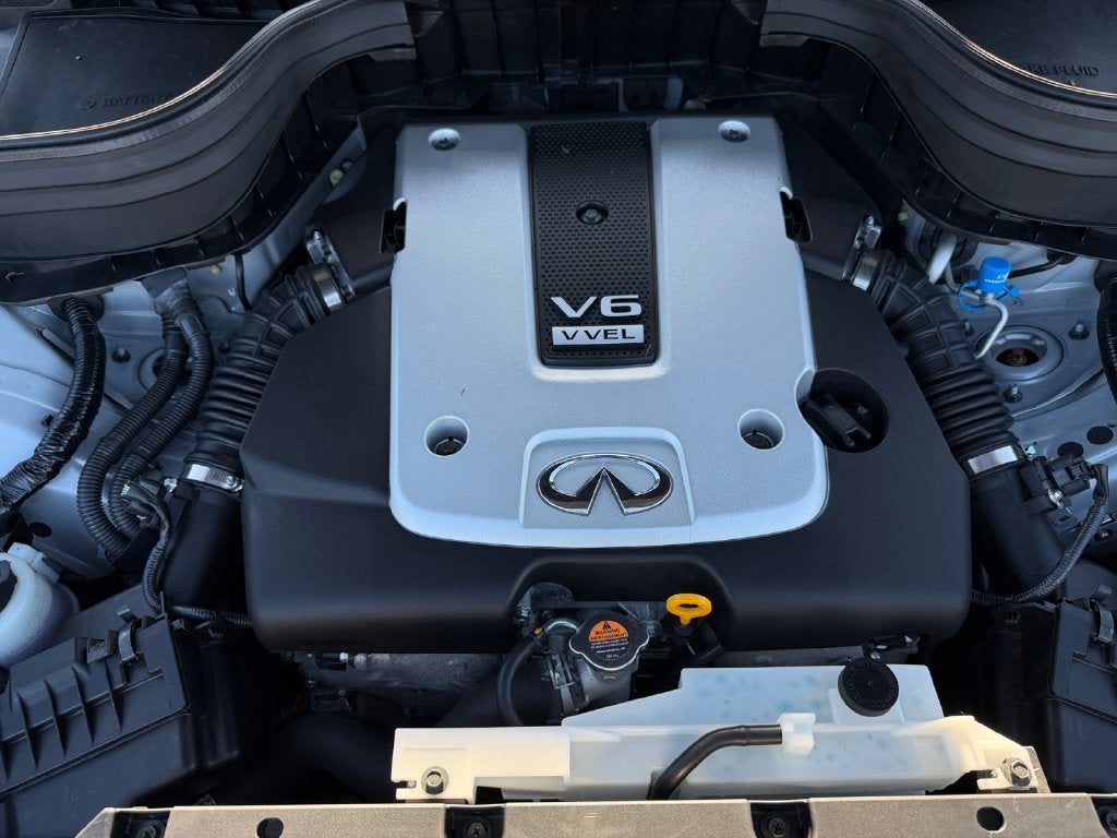 2017 INFINITI QX50 Base
