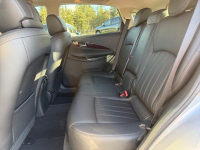 2017 INFINITI QX50 Base