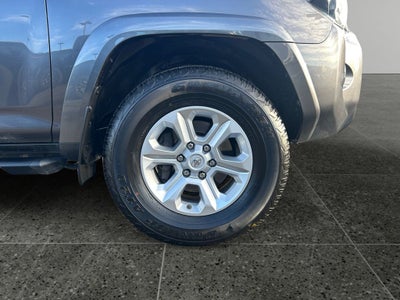 2019 Toyota 4Runner SR5 Premium 3rd Row Seating