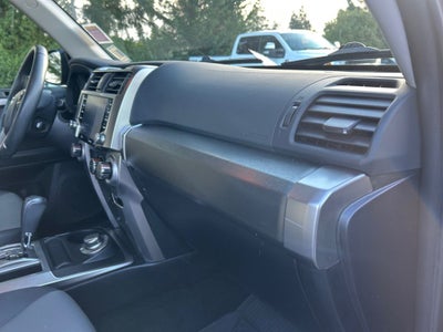 2022 Toyota 4Runner SR5 Premium W/ 3RD ROW