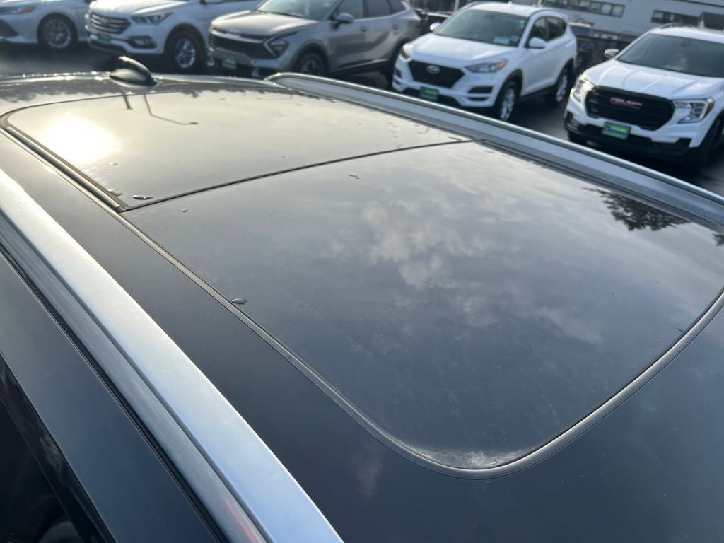 2023 Volvo XC40 B5 Plus Bright Theme