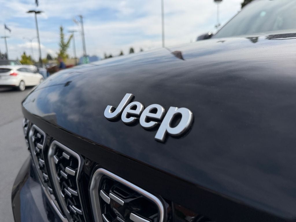 2023 Jeep Grand Cherokee L Summit
