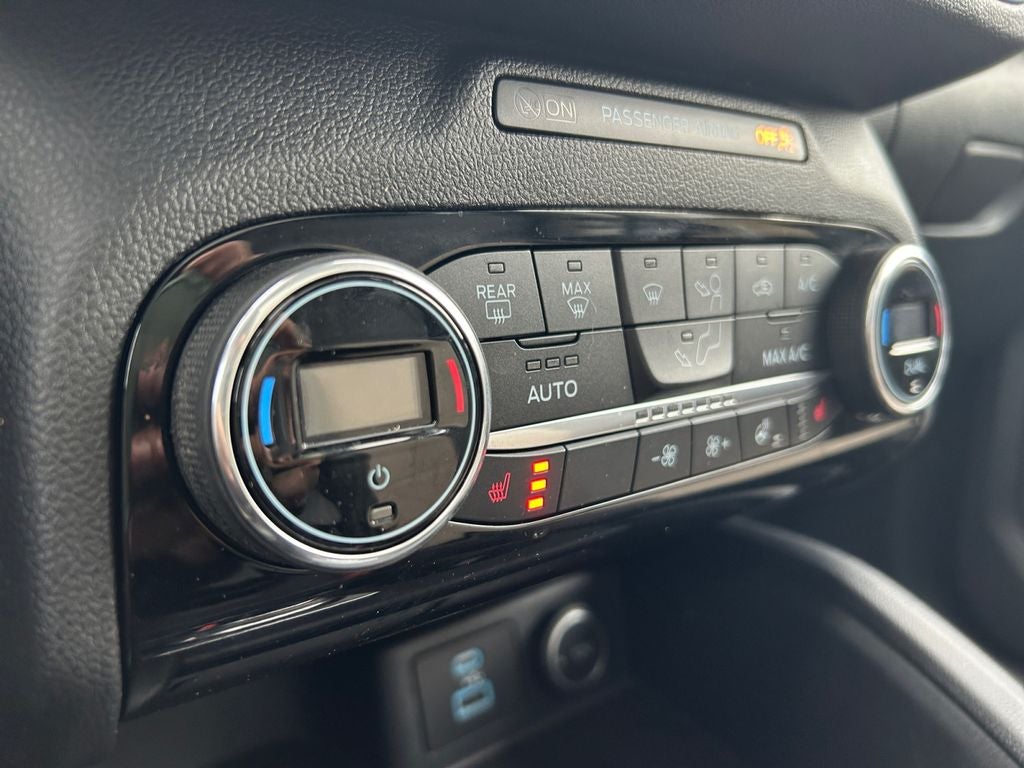 2021 Ford Escape Titanium