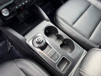 2025 Ford Escape Platinum