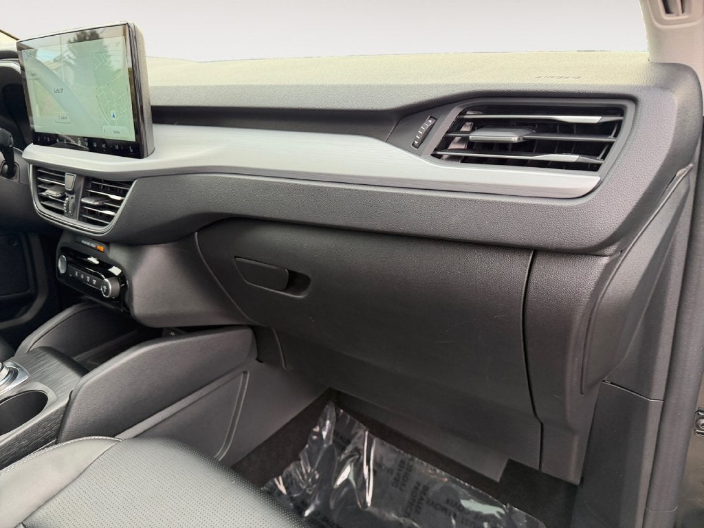 2025 Ford Escape Platinum