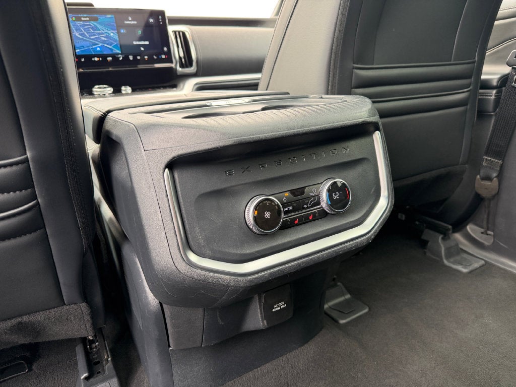 2025 Ford Expedition Max Platinum Stealth