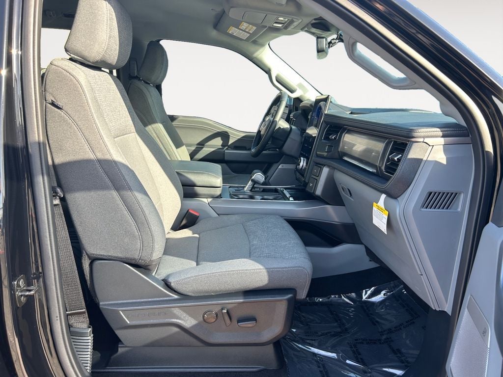 2024 Ford F-150 Lightning Flash