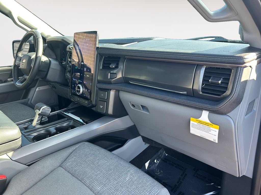 2024 Ford F-150 Lightning Flash