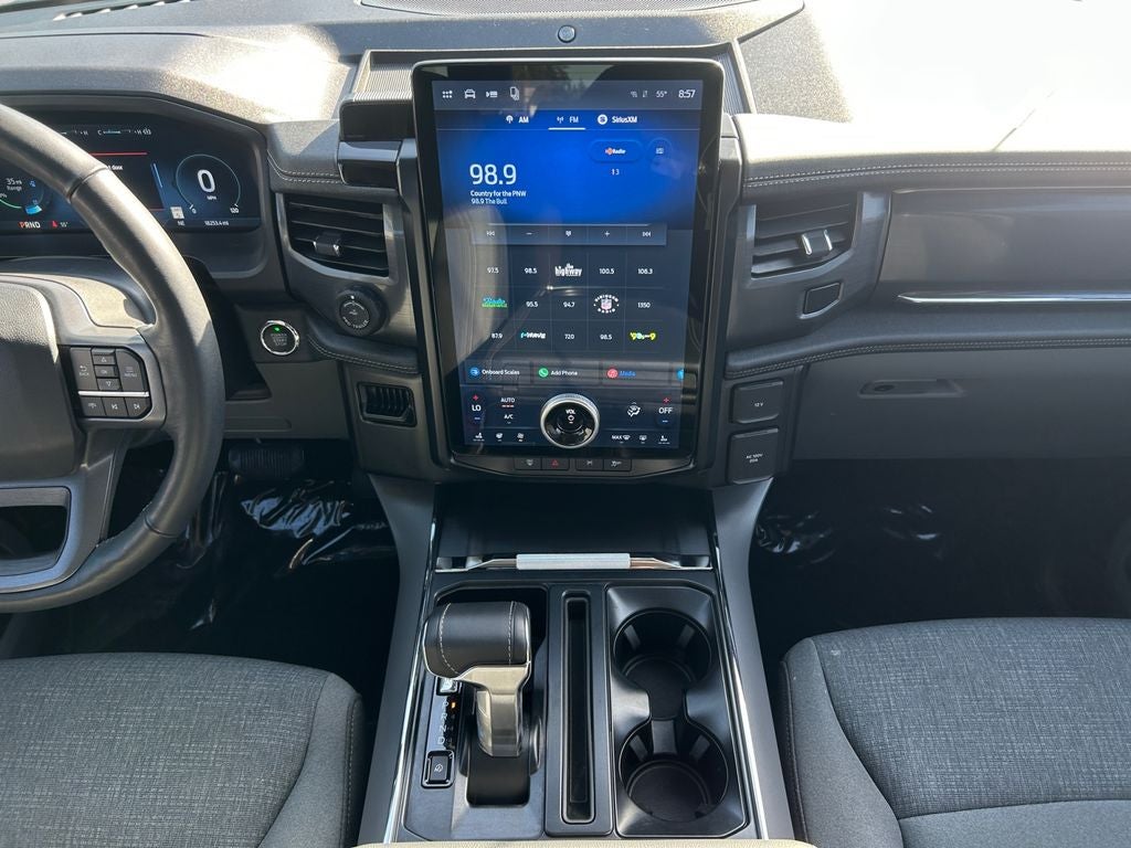 2024 Ford F-150 Lightning Flash