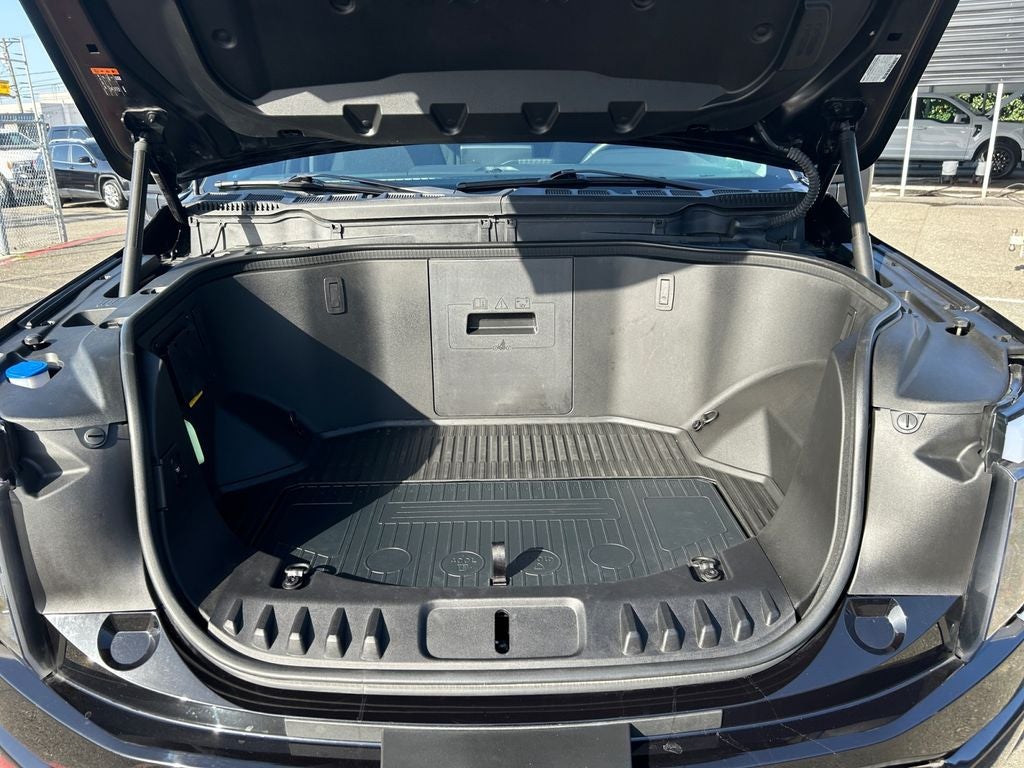 2024 Ford F-150 Lightning Flash