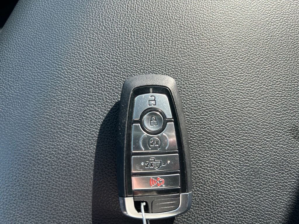 2024 Ford F-150 Lightning Flash