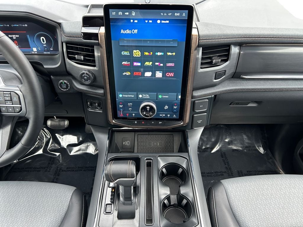 2025 Ford F-150 Lightning Lariat