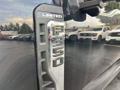 2023 Ford F-350SD Limited